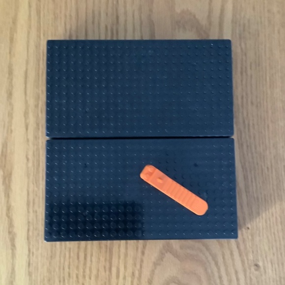 Kids Building Blocks and Accessories Bundle - Picture 3 of 8